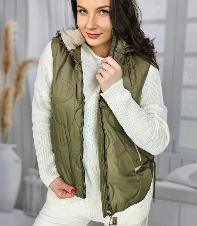 Vesta scurtă fără mâneci pentru femei PLUS SIZE LILY