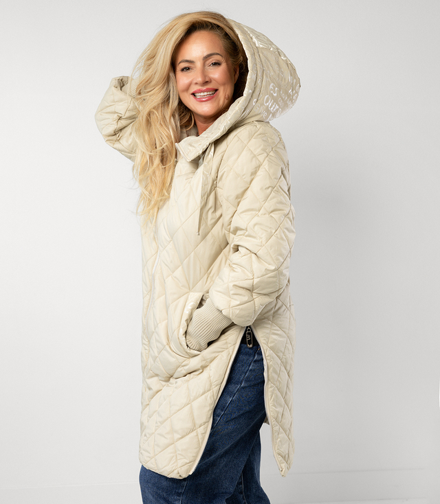 Jachetă lungă de iarnă cu glugă decorativă LUNA