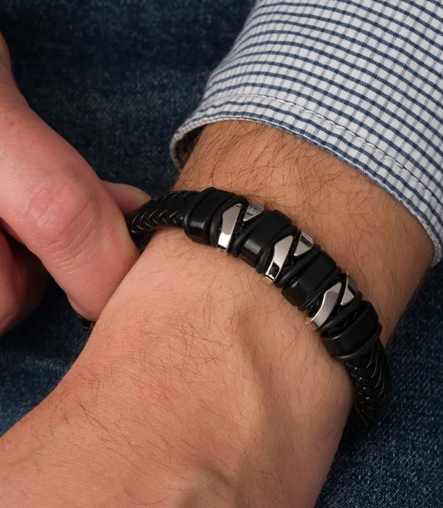 Brățări pentru bărbați perfecte pentru un cadou împletit